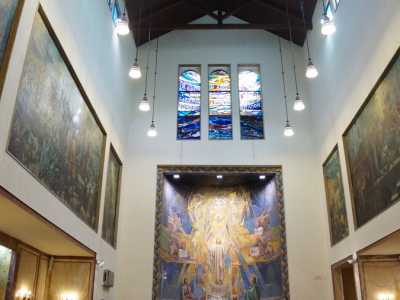 ...e nella chiesa di SS. Trinit�
